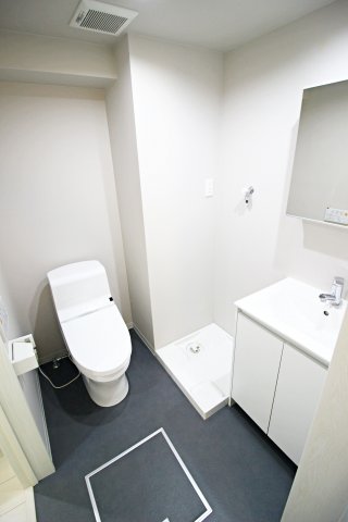 Attic宝持のトイレ写真