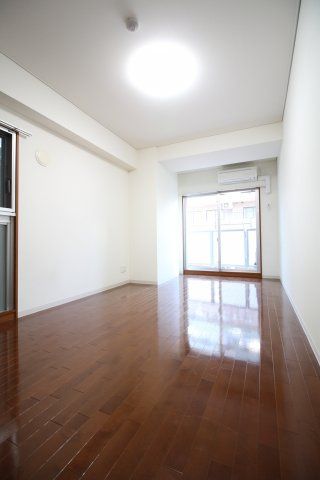 居室・リビング　ノーブルガーデン駒込204　豊島区駒込1