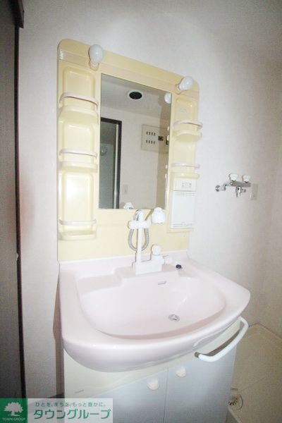 洗面設備　※別部屋参考写真です