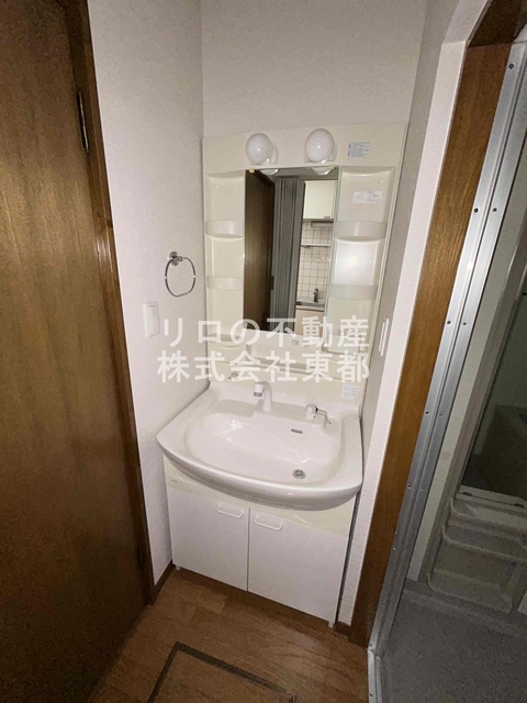 洗面設備　独立洗面台なら落ち着いて身支度ができます☆