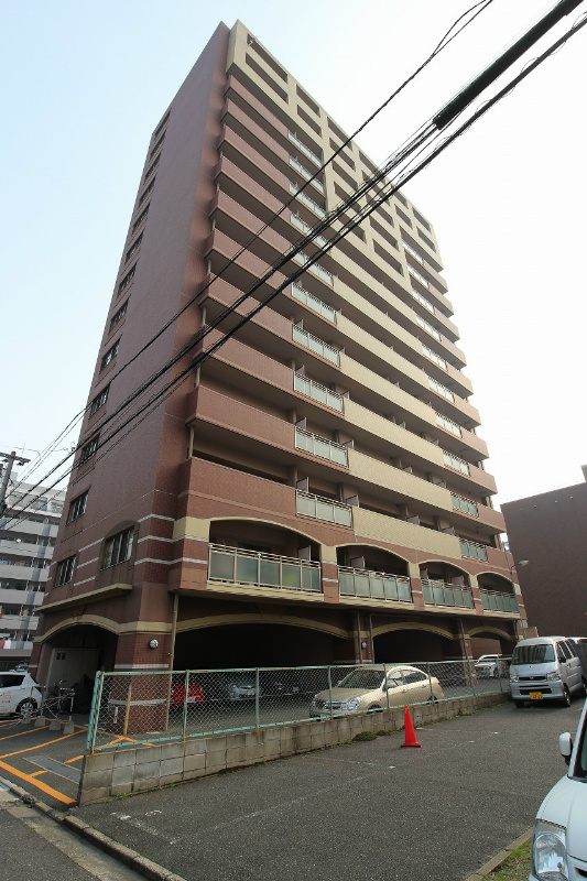 建物外観　小倉駅近く、徒歩5分のマンションです。
