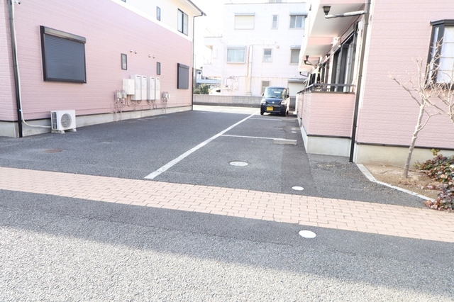 駐車場　駐車場(2)