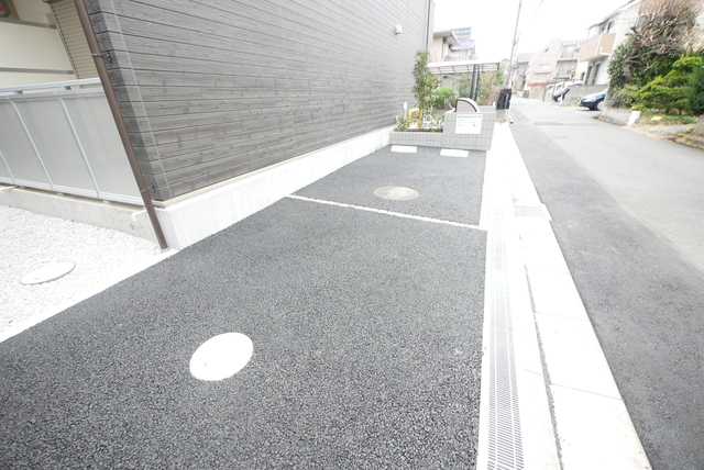 駐車場　★敷地内に駐輪場がございます★