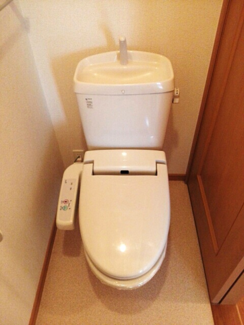 トイレ　トイレ