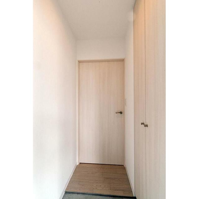 玄関　※写真は同タイプ住戸です。