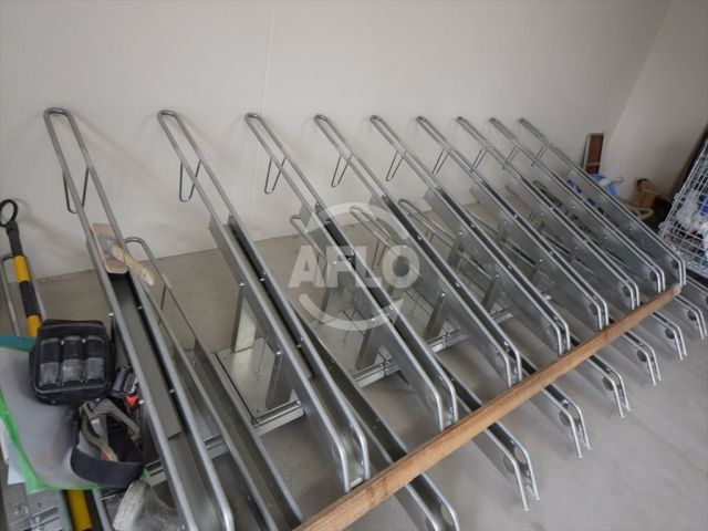 駐車場　レジュールアッシュ難波MINAMI-III　自転車置き場