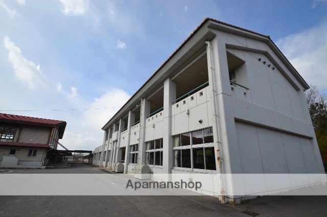 小学校　上黒瀬小学校（小学校）まで2991m