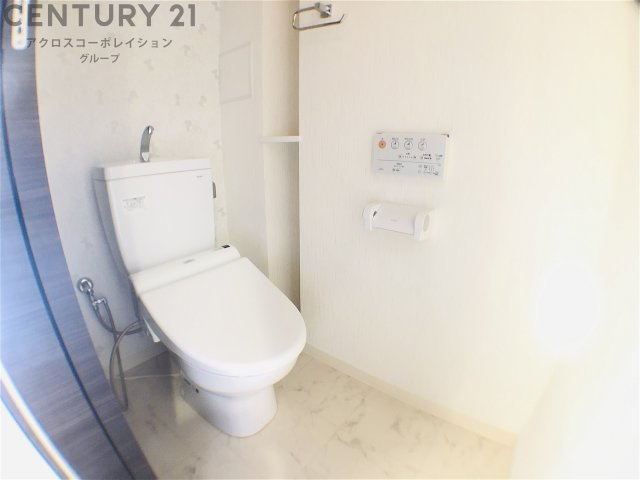 トイレ　ウォシュレット付きのトイレです♪