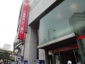 銀行　三菱東京UFJ銀行麻布支店（銀行）まで495m