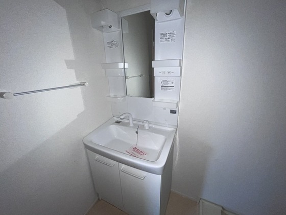 洗面設備　※別部屋の写真です