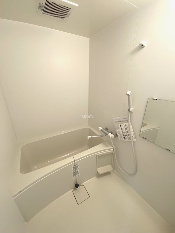 バス・シャワールーム　別部屋のお写真です。ご参考までに！