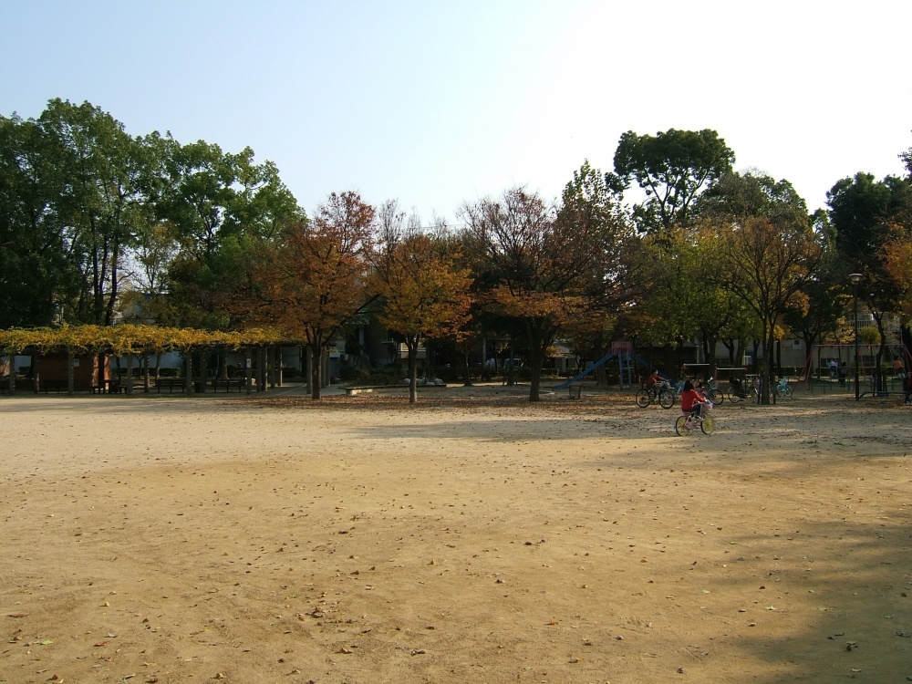公園　長洲公園（公園）まで180m