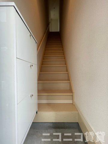 玄関　別号室イメージの為、現状を優先致します。