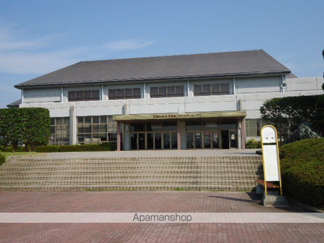その他　総合運動公園（その他）まで804m
