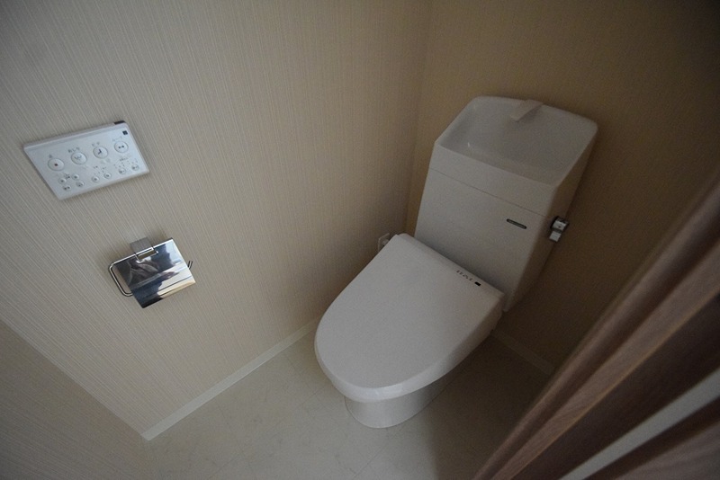 トイレ　別部屋参考写真