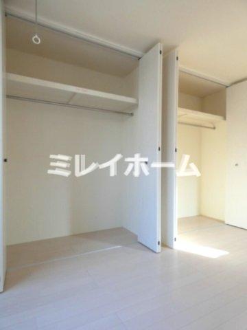 収納　同建物内、別のお部屋の参考写真になります。