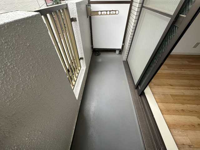 バルコニー　別部屋同タイプ部屋の参考写真となります。