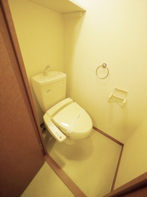 トイレ　※同タイプの写真です