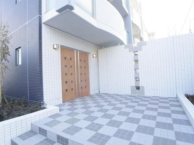 エントランス　エントランスオートロック完備