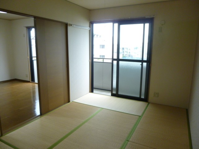 その他　洋室に改装中