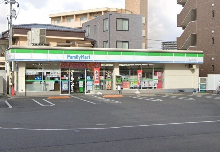 コンビニ　ファミリーマート　岡山大供二丁目店（コンビニ）まで47m