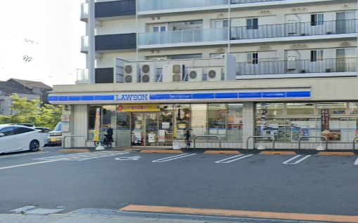 コンビニ　ローソン 西成松三丁目店（コンビニ）まで325m