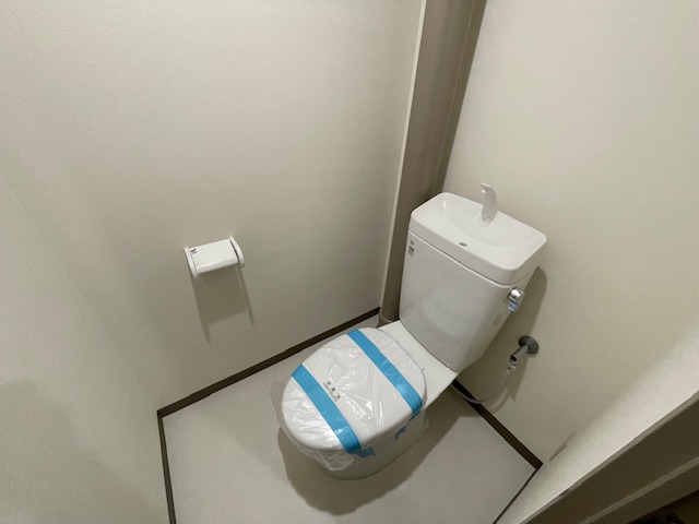 トイレ　※同施工会社のイメージ写真※