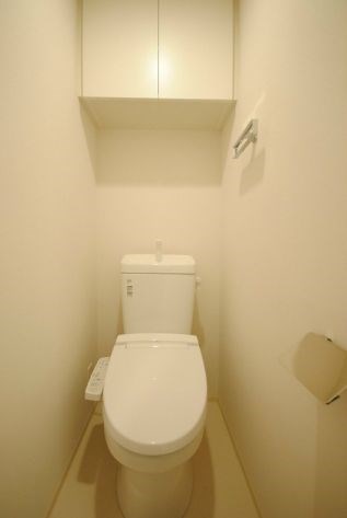 トイレ　別号室参考写真