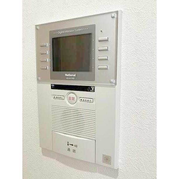 セキュリティ　来客の顔が見えて安心！TVモニターホン付きです♪