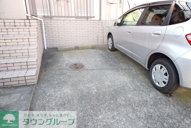 駐車場　★お部屋探しはタウンハウジング高幡不動店まで★