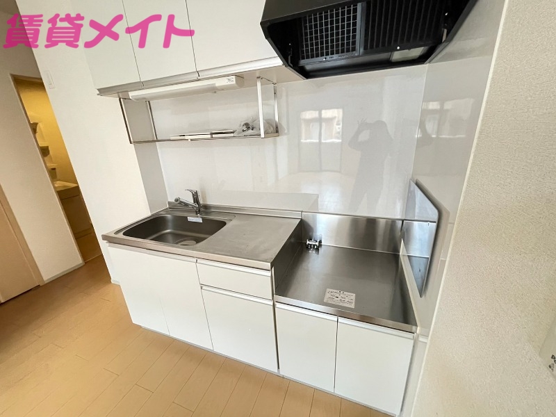 キッチン　同型参考写真