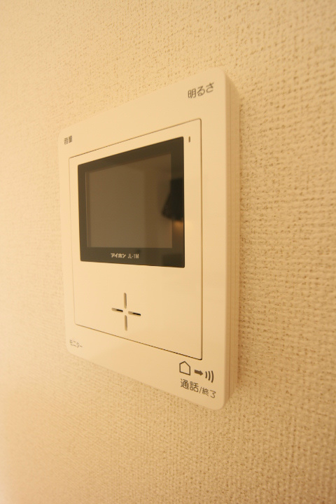 セキュリティ　TV付インターホンで来客時も安心セキュリティー※同タイプ参考