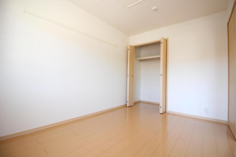 その他部屋・スペース　南側洋室６帖