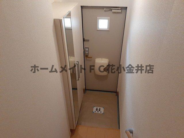 玄関　落ち着いた玄関です