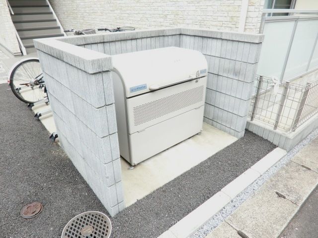 その他　敷地内ゴミ置き場