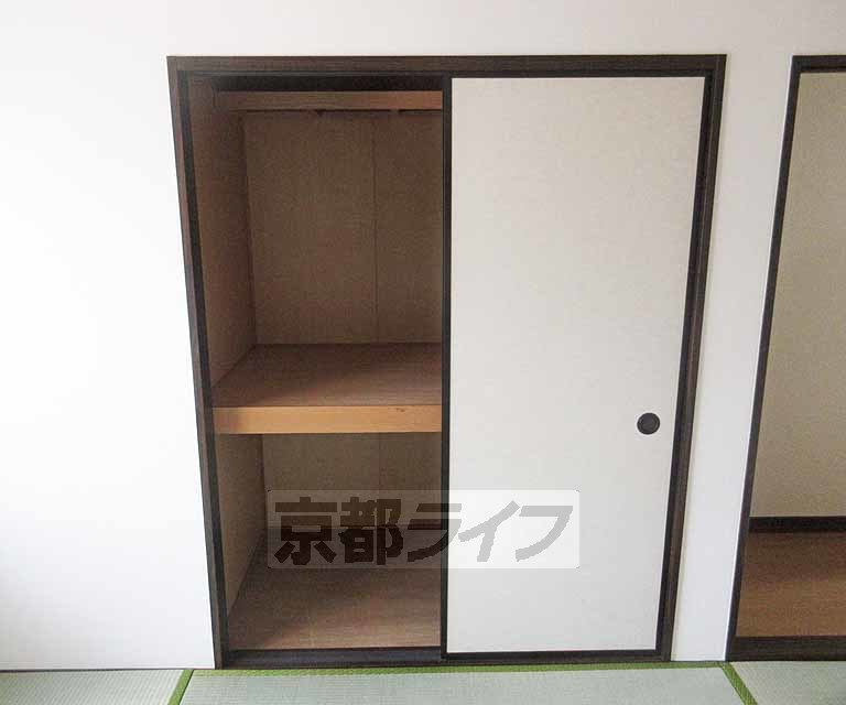 収納　押入れです・