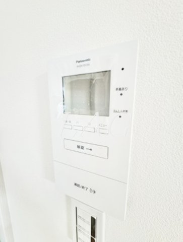 セキュリティ　モニター付きインターホンです。