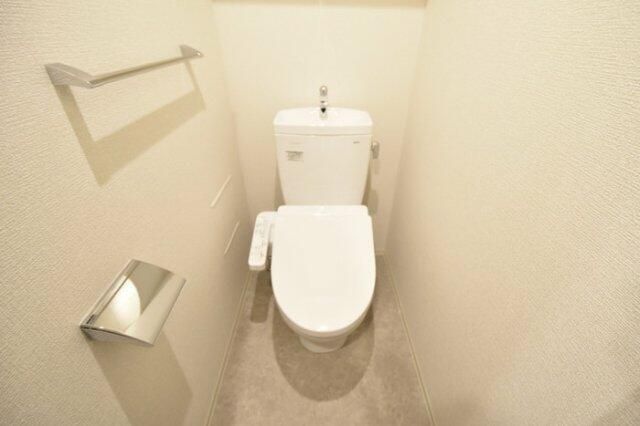 トイレ　写真は同タイプ住居です。