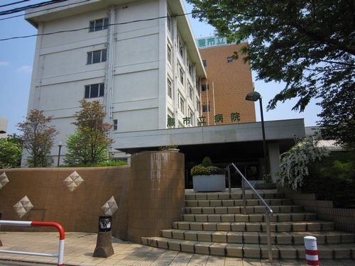 病院　蕨市立病院（病院）まで572m