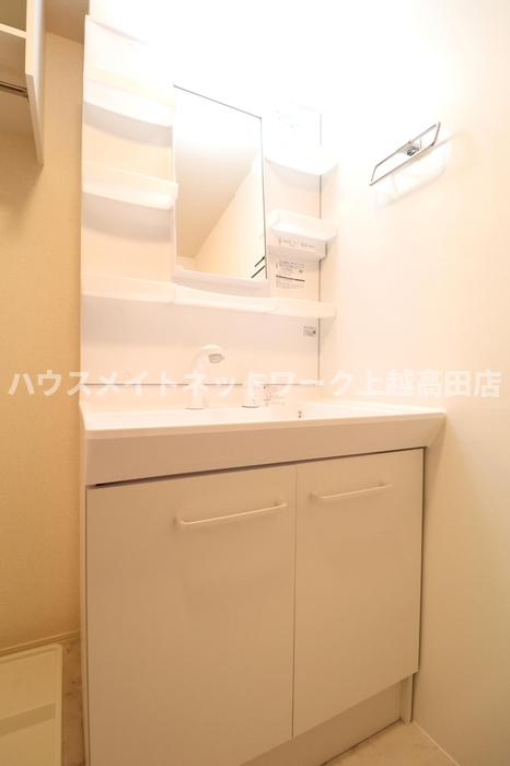 洗面設備　シャワー洗面台