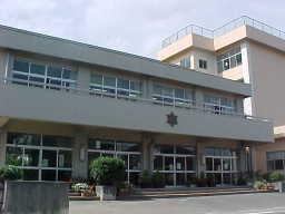 小学校　山潟小学校（小学校）まで600m