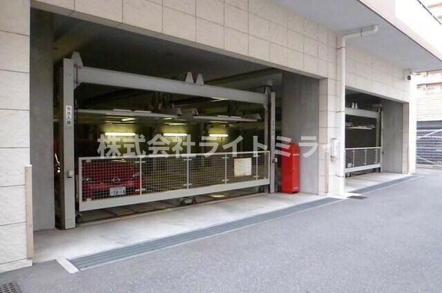 駐車場　?