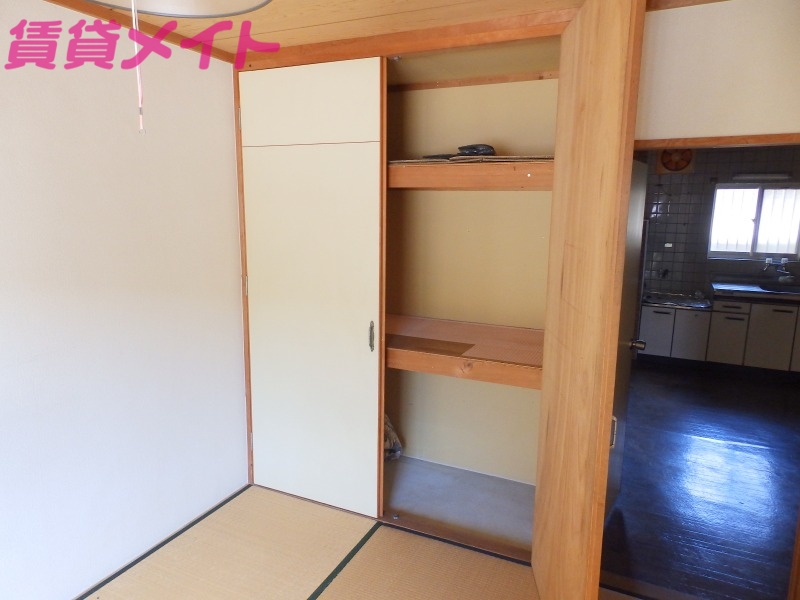 収納　収納同型参考写真