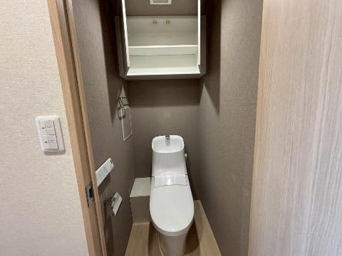 トイレ　シャワー付トイレ