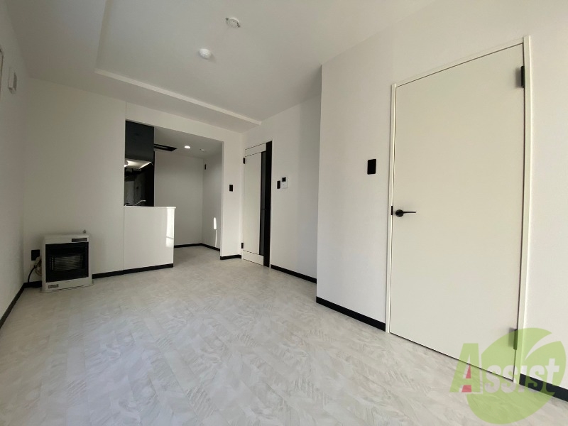居室・リビング　広くてキレイなお部屋が広がっていて、充実した生活が送れそう。