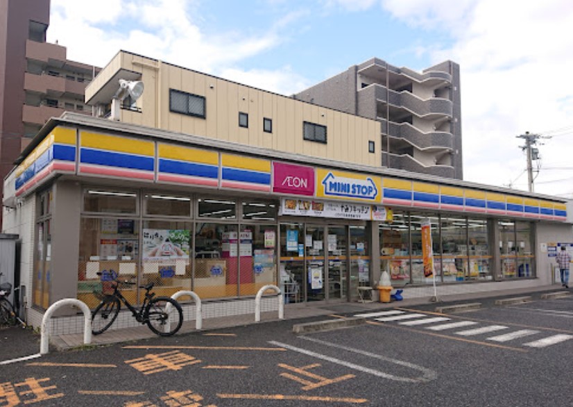 コンビニ　ミニストップ 名古屋荒子店（コンビニ）まで1608m