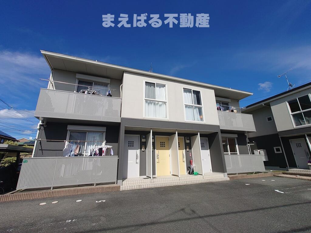 建物外観　閑静な住宅街に立地