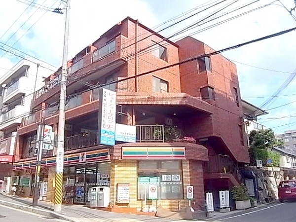 建物外観　外観写真