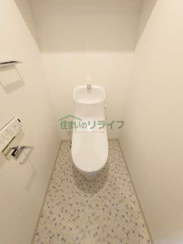 トイレ　別部屋引用