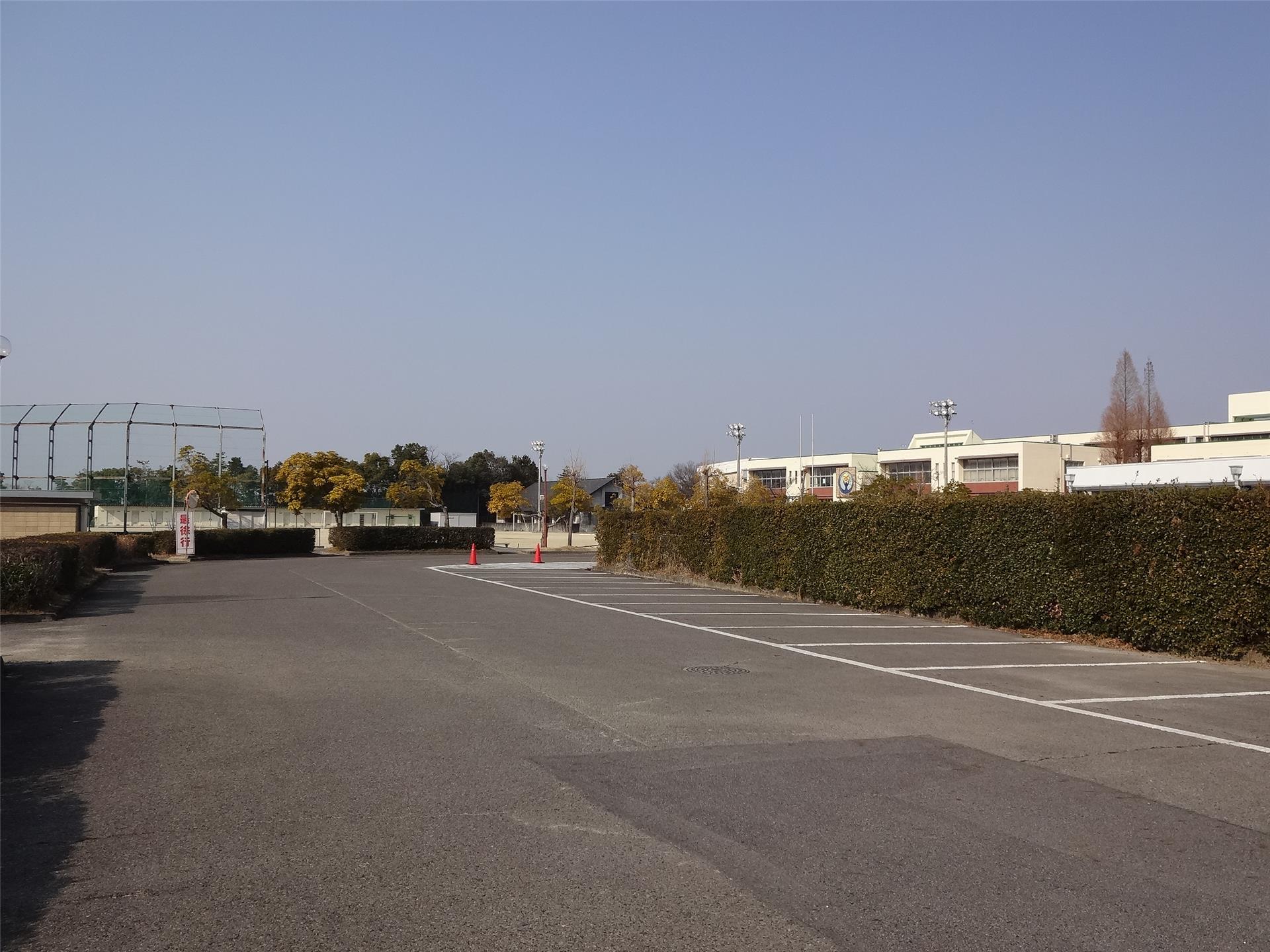 中学校　瀬戸市立水野中学校（中学校）まで1805m